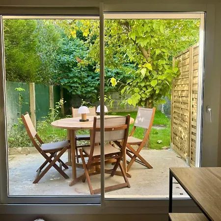 Design Et Cosy Avec Terrasse A 10min De Paris Et Rer C Sur Seine A 150m Apartment *
